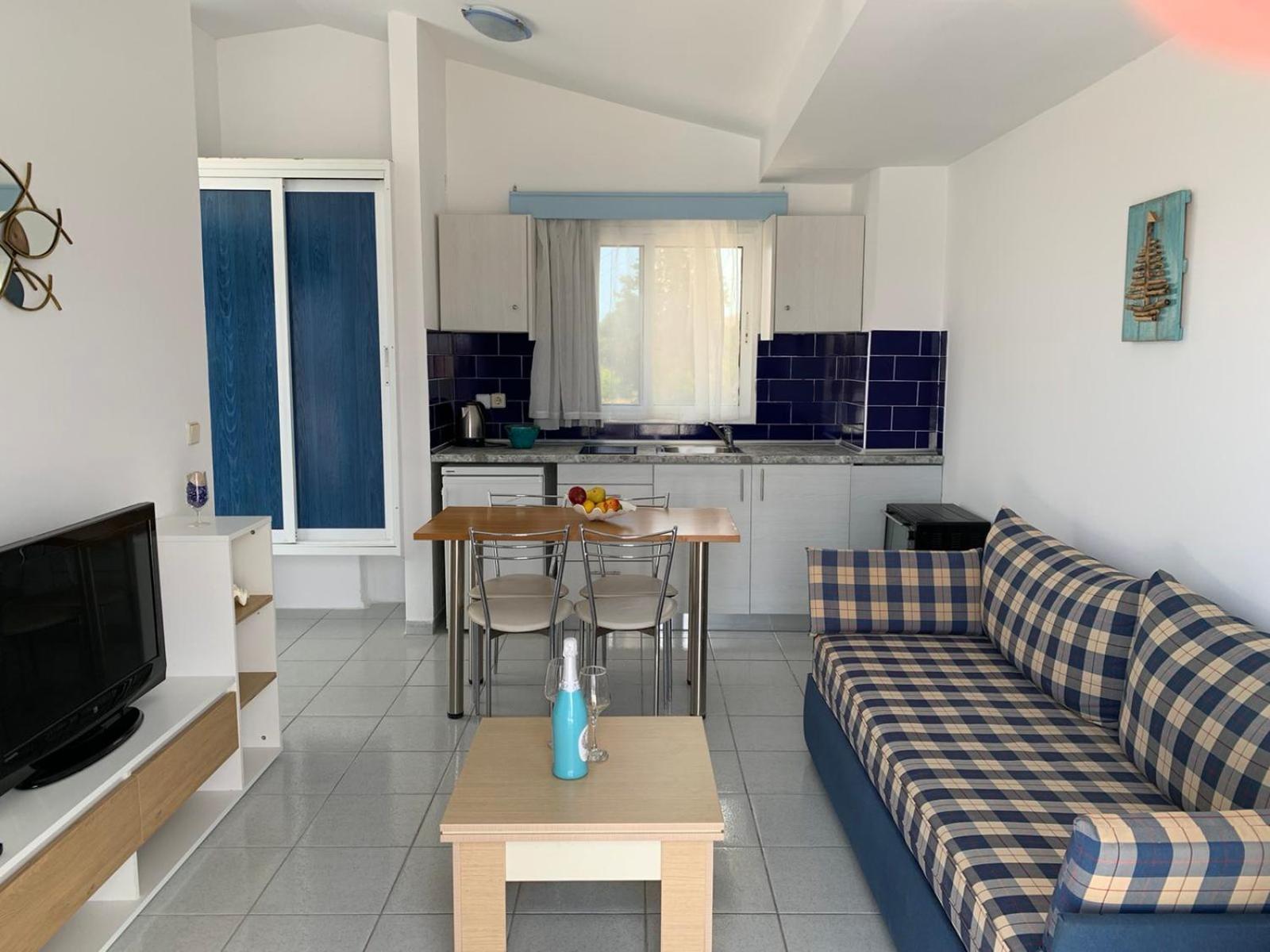 Christiana Hotel Apartments Gennadi Luaran gambar